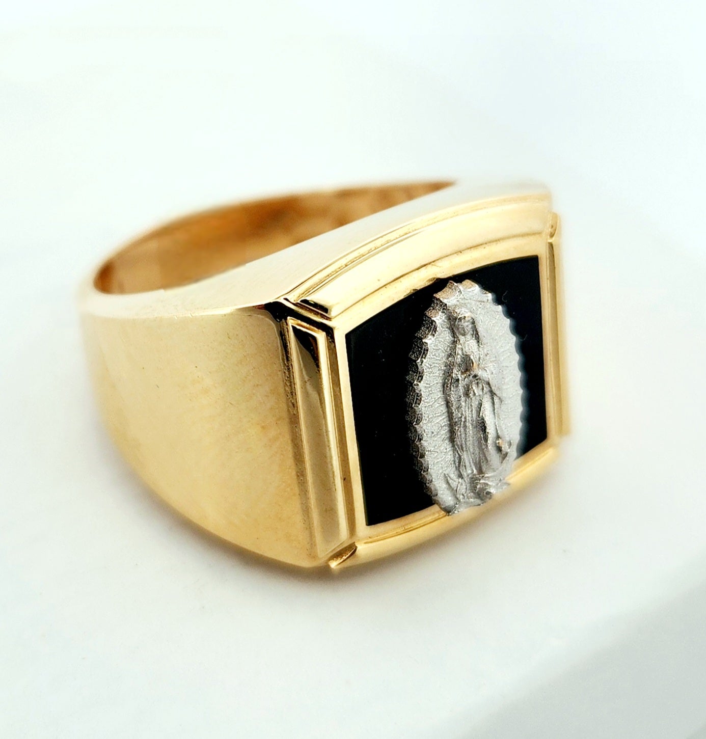 Man's 18k Guadalupe virgin ring