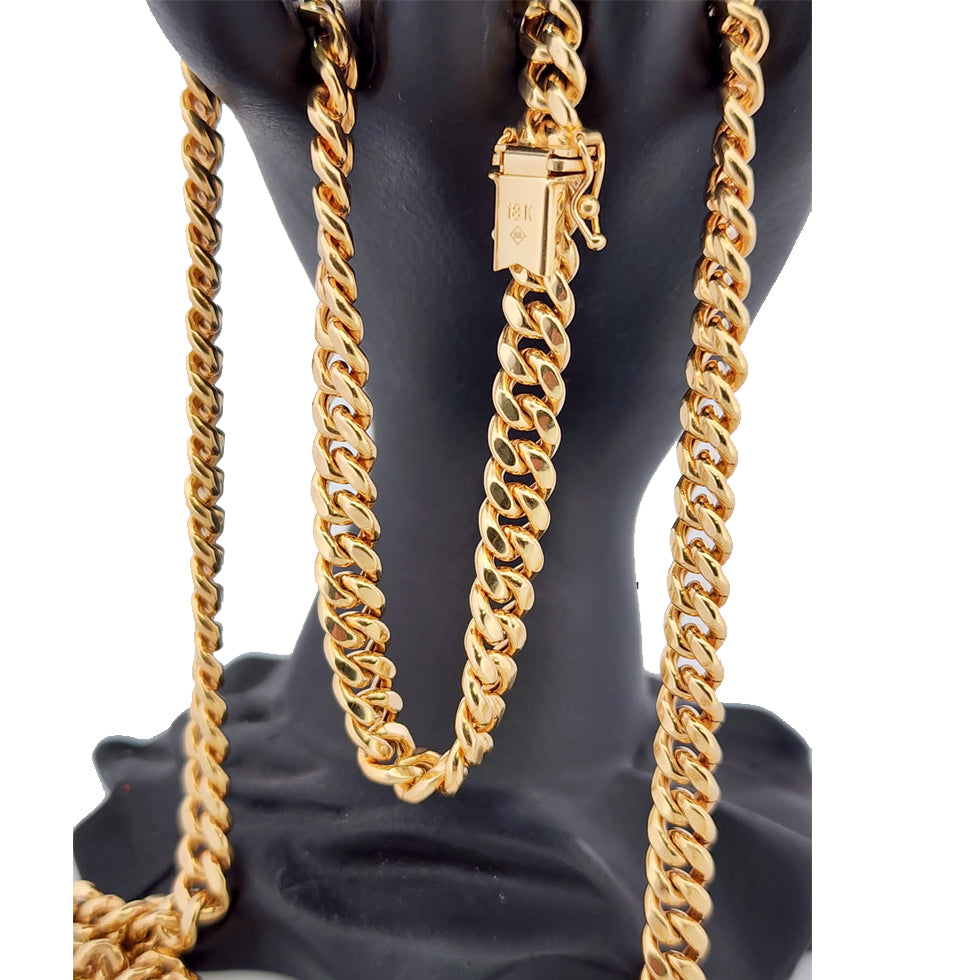 18K CUBAN LINK CHAIN.