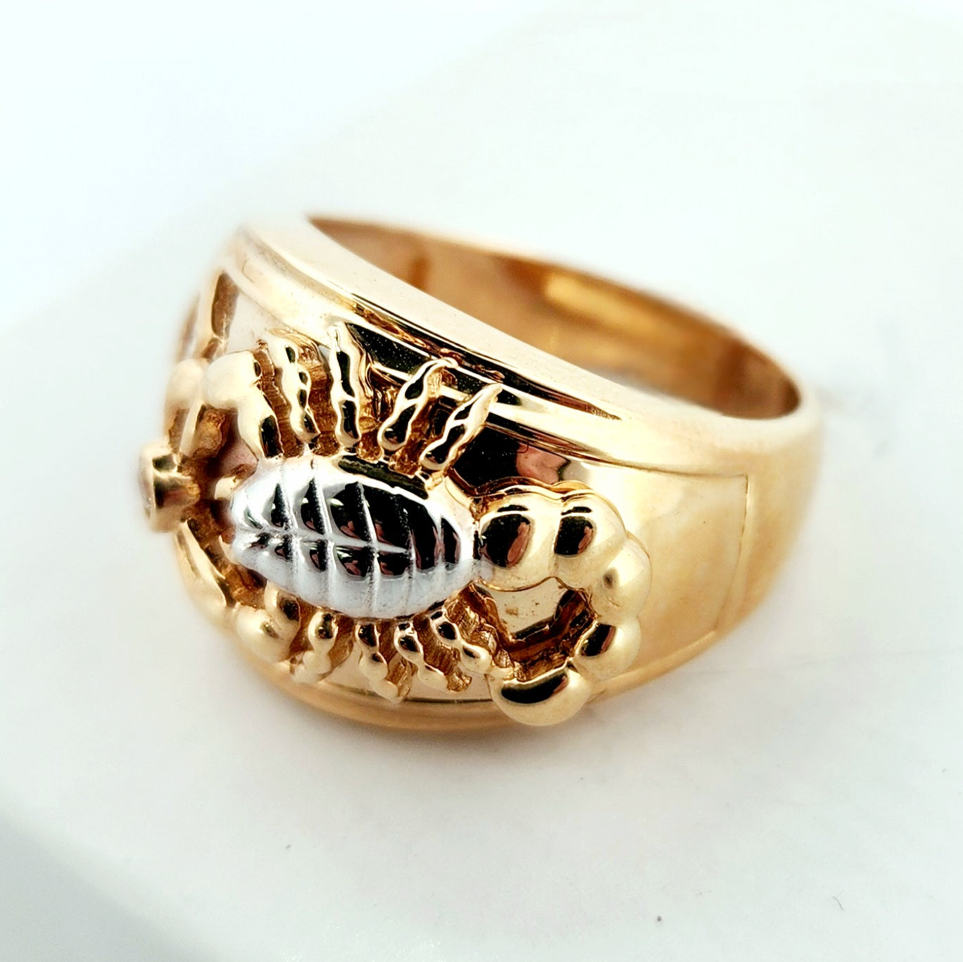 Man's 14k scorpion ring
