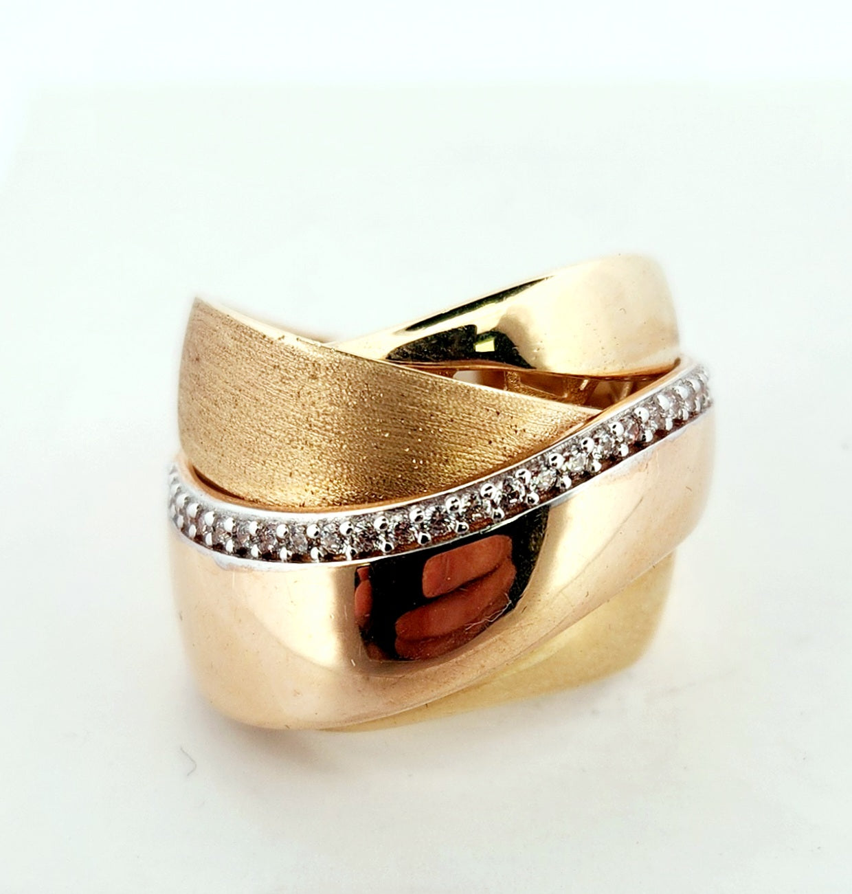 WOMAN'S 14k 3 Bands and stones ring / zircon stones