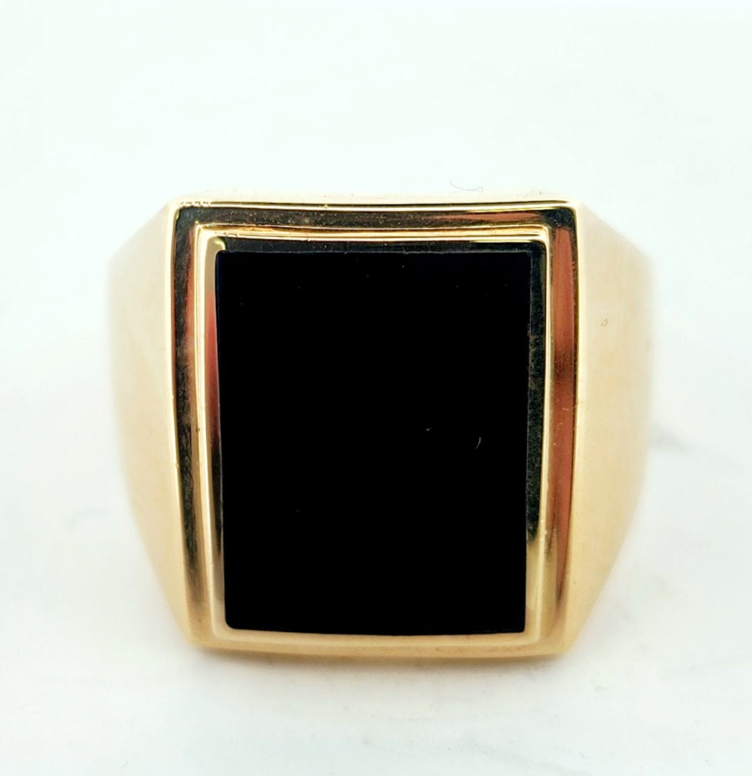 Man's 14k Rectangular black stone ring