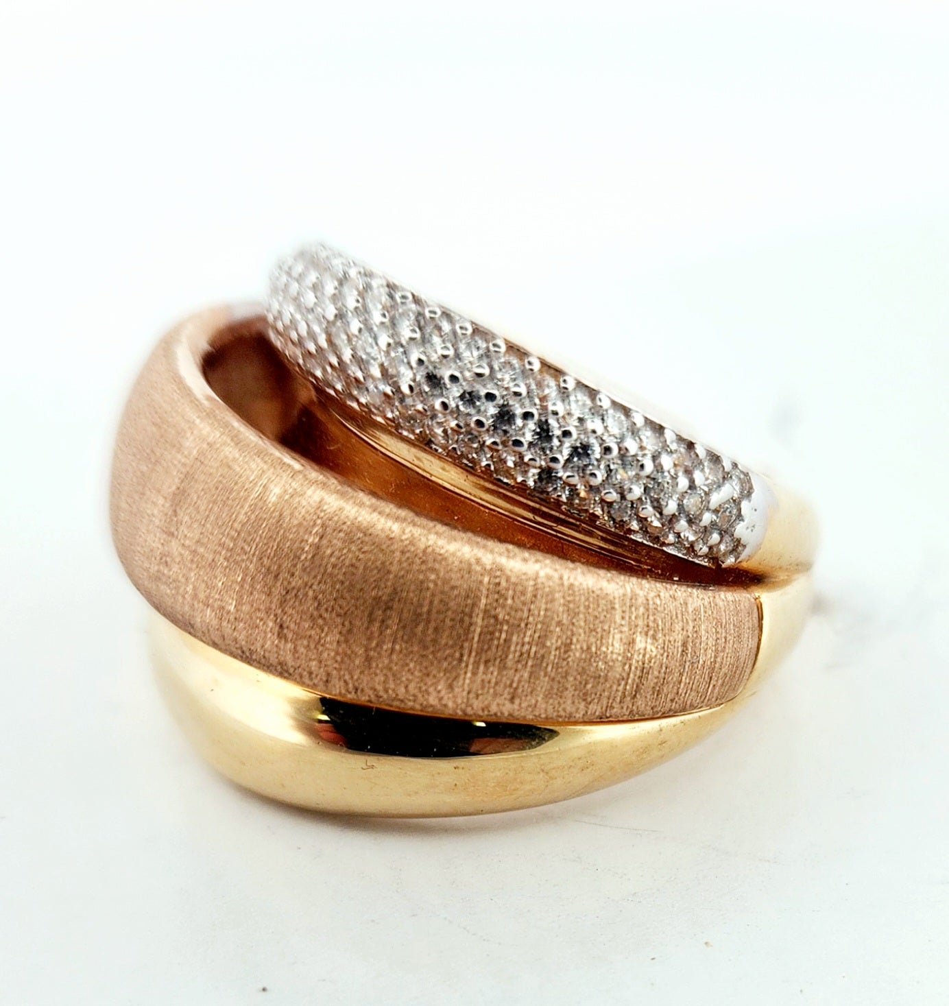 WOMAN'S 14k Stone 3 Bands / zircon stones