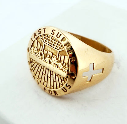 Man's 18k Last supper ring