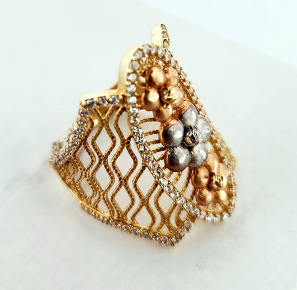 WOMAN'S 18k Openwork flowers patern 2