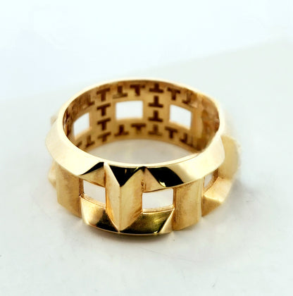 WOMAN'S 18k Square patern band ring