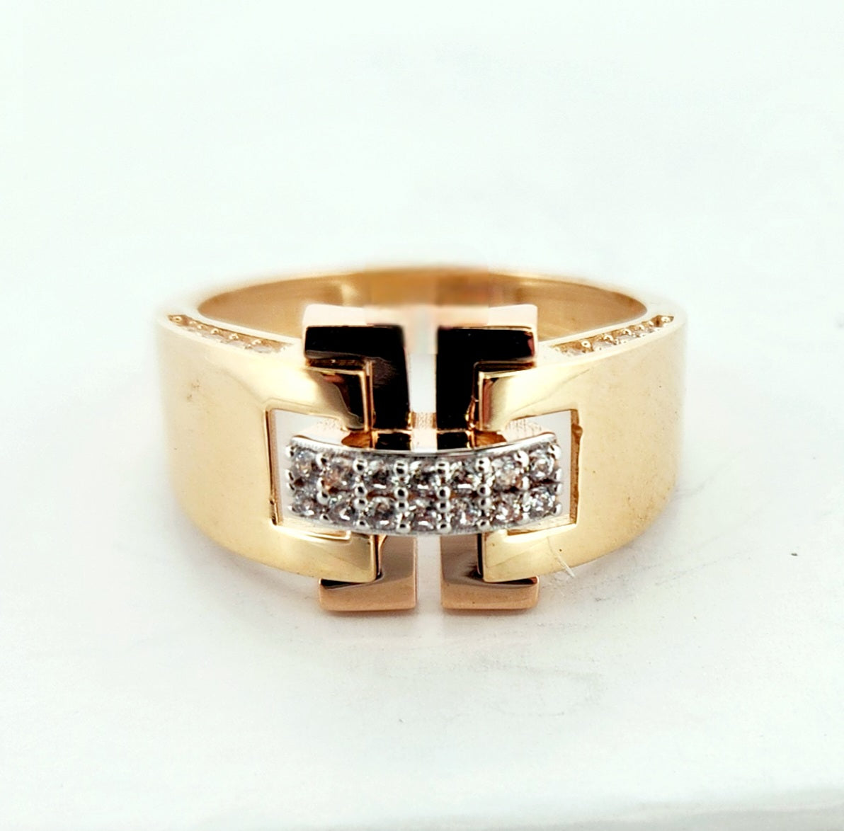WOMAN'S 18k Belt desing Ping and yelow ring