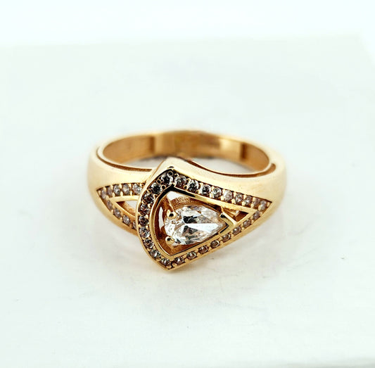 WOMAN'S 18k fashion classic desing ring/zircon stones