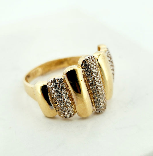 WOMAN'S 18k Intercalated bands with stones