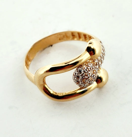 WOMAN'S 18K fashion horseshoe style ring/zircon stones