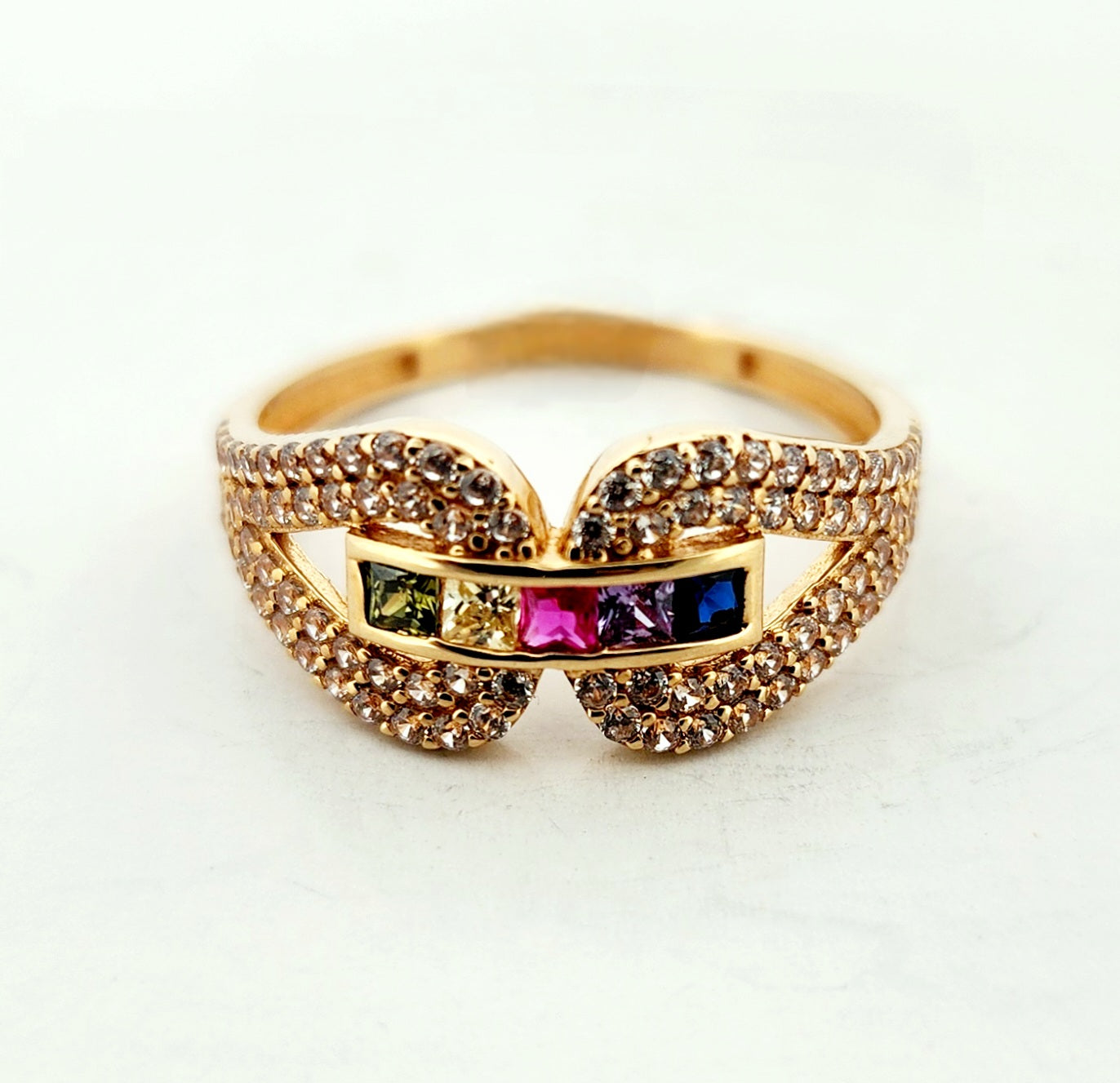 WOMAN'S 18K belt design with multicolor stone ring/zircon stones