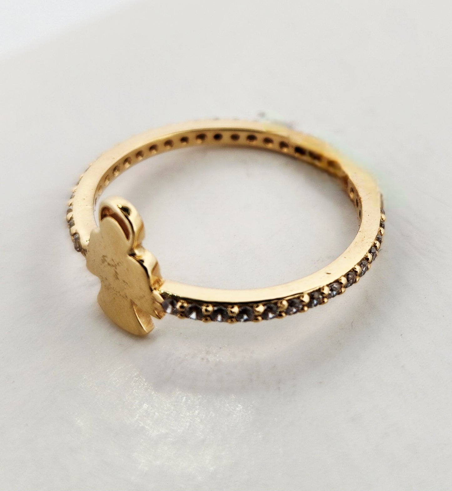 WOMAN'S 18K pigeon shapew ring with stones